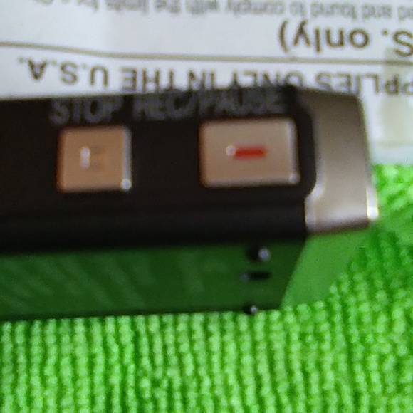 Panasonic IC Recorder #450 - Picture 4 of 11